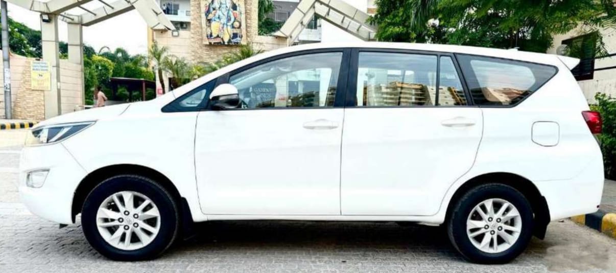 Toyota Innova Crysta(2020-2023) 2.4 G Plus 7 Str Bs-vi